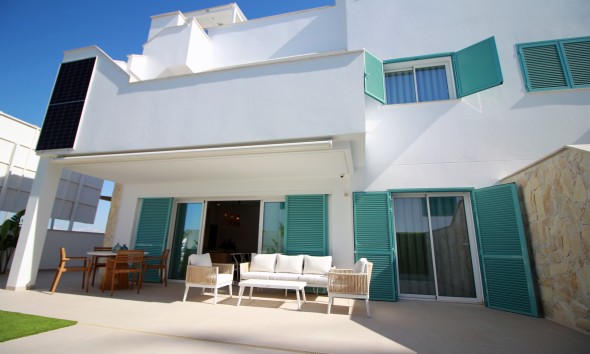 Neue Gebäude - Flach gelegener Bungalow - Pilar de la Horadada