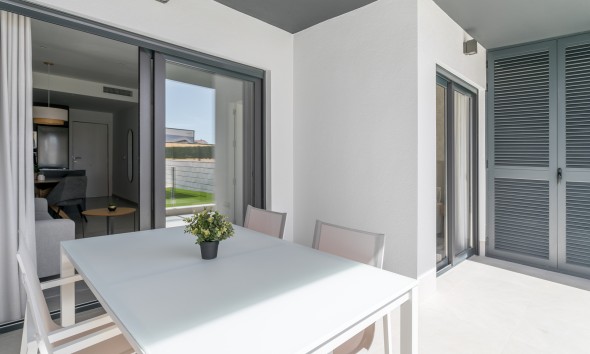 Obra nueva - Planta baja - Torrevieja