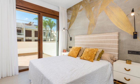 Neue Gebäude - Flach gelegener Bungalow - Torrevieja