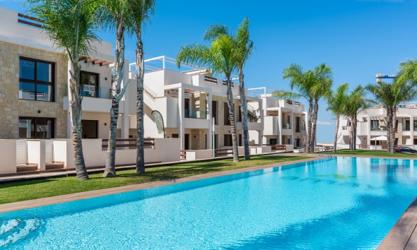 Neue Gebäude - Flach gelegener Bungalow - Torrevieja