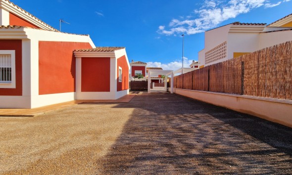 Nouvelle construction - Maison individuelle - Purias