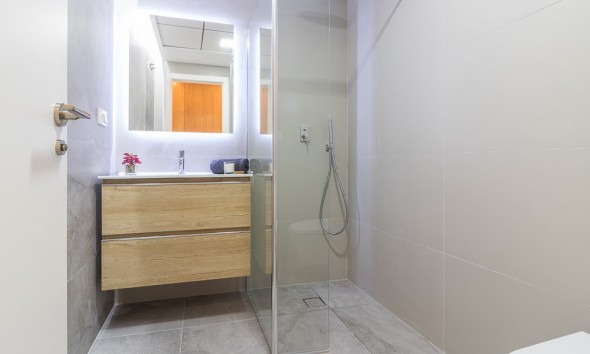 Nouvelle construction - Bungalow surélevé - Torrevieja