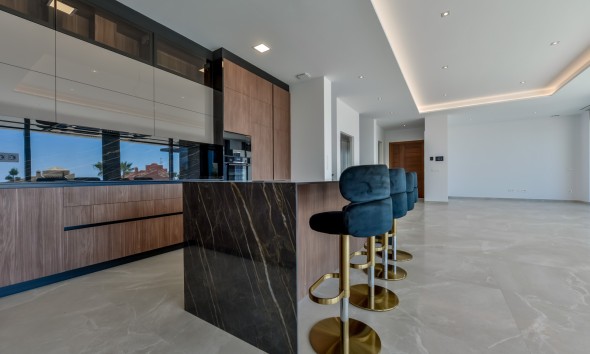 Obra nueva - Villa / Chalet - Finestrat
