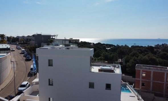 Obra nueva - Villa / Chalet - Orihuela Costa