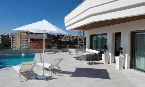 Obra nueva - Villa / Chalet - Orihuela Costa