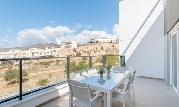 Obra nueva - Casa pareada - Finestrat