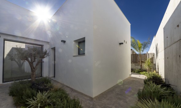 Neue Gebäude - Einfamilienhaus - Murcia