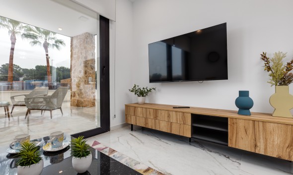 Obra nueva - Planta baja - Torrevieja