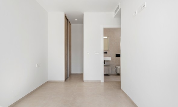 Obra nueva - Unifamiliar - Los Alcázares