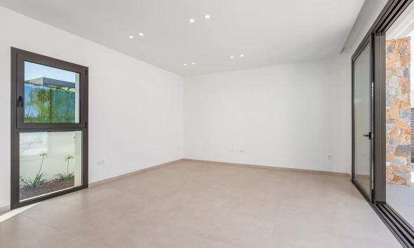 Obra nueva - Unifamiliar - Los Alcázares