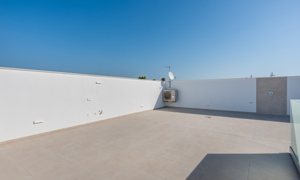 Obra nueva - Unifamiliar - Los Alcázares