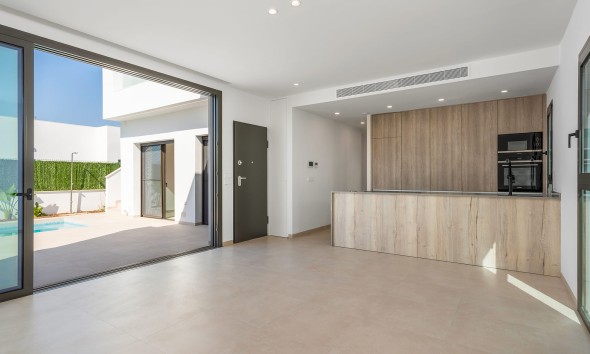 Obra nueva - Unifamiliar - Los Alcázares