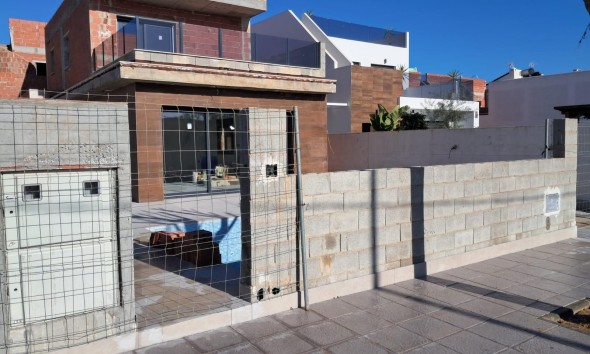Nouvelle construction - Maison individuelle - Pilar de la Horadada