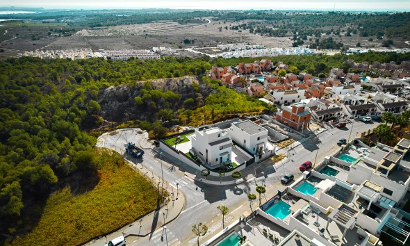 Neue Gebäude - Villa / Doppelhaushälfte - San Miguel de Salinas