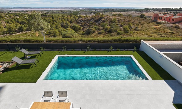 Neue Gebäude - Villa / Doppelhaushälfte - San Miguel de Salinas