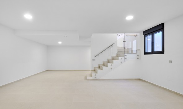Neue Gebäude - Villa / Doppelhaushälfte - San Miguel de Salinas