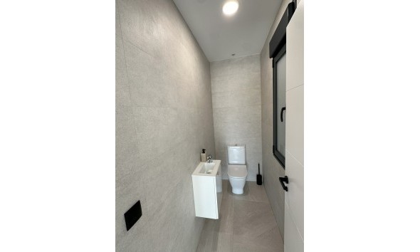 Obra nueva - Unifamiliar - Pinoso