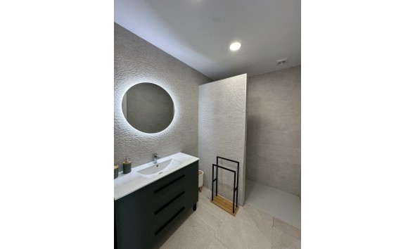Obra nueva - Unifamiliar - Pinoso