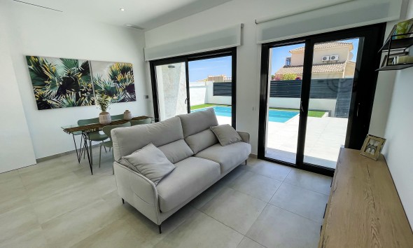 Nouvelle construction - Maison individuelle - Pinar de Campoverde