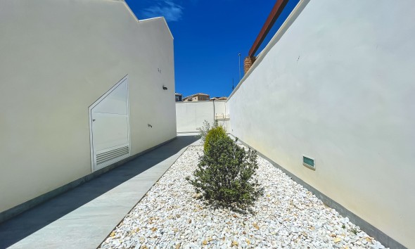 Nouvelle construction - Maison individuelle - Pinar de Campoverde