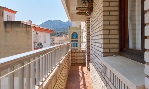 Langfristige Vermietung - Wohnung - Turre