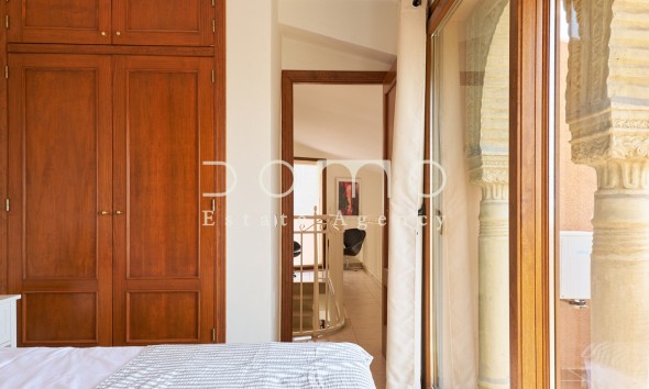 Resale - Villa / Semi-detached Villa - Turre