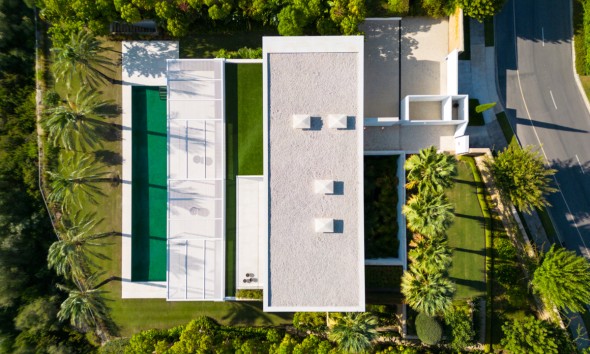 Neue Gebäude - Villa / Doppelhaushälfte - Casares