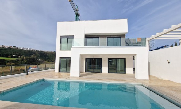 Obra nueva - Villa / Chalet - Manilva