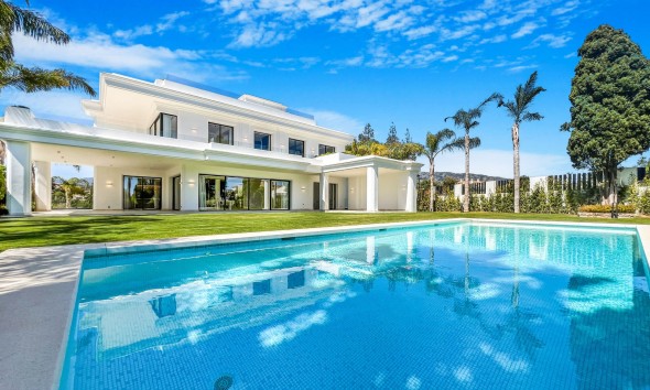 Nouvelle construction - Villa / Jumelée - Marbella