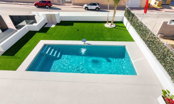 Obra nueva - Unifamiliar - Rojales