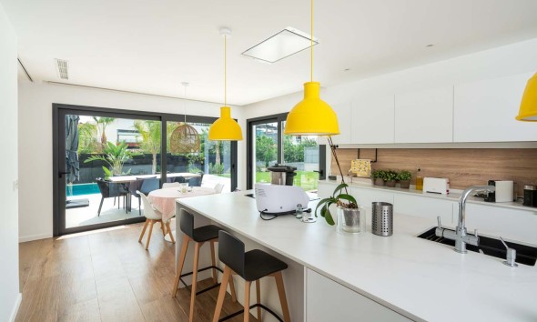 Neue Gebäude - Einfamilienhaus - Molina de Segura