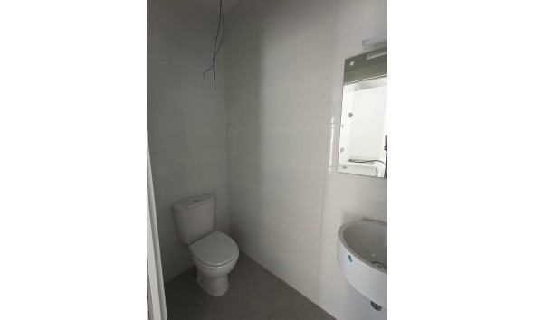 Neue Gebäude - Einfamilienhaus - Daya Nueva