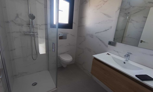 Neue Gebäude - Einfamilienhaus - Daya Nueva