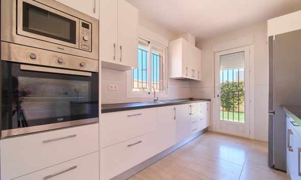 Alquiler a largo plazo - Villa / Chalet - Turre