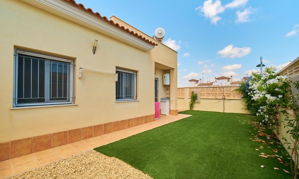 Alquiler a largo plazo - Villa / Chalet - Turre