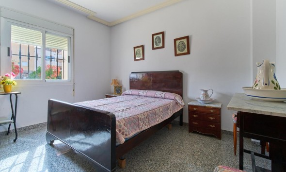 Resale - Townhouse - Purchena