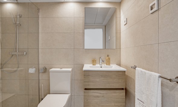 Obra nueva - Ático - Torrevieja