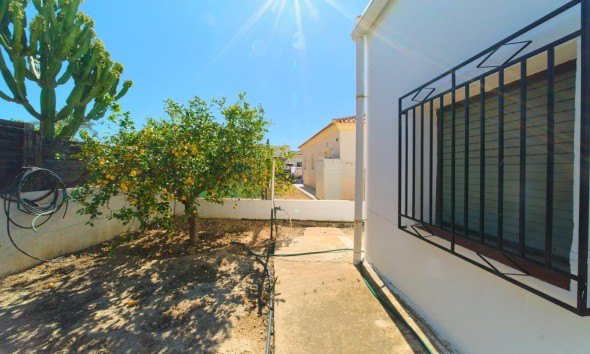 Resale - Villa - Mojácar