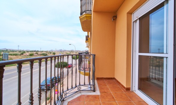 Resale - Apartment / flat - Turre