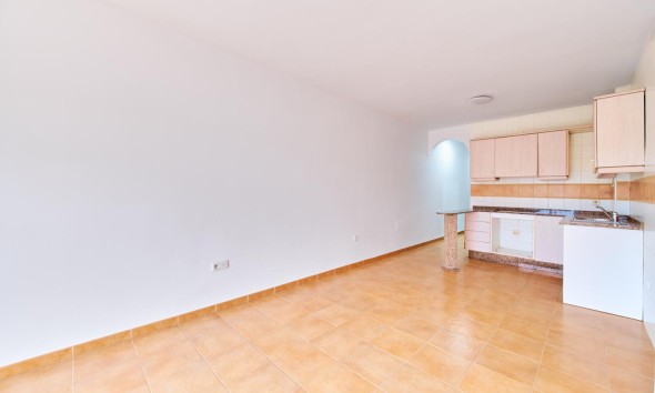 Resale - Apartment / flat - Turre