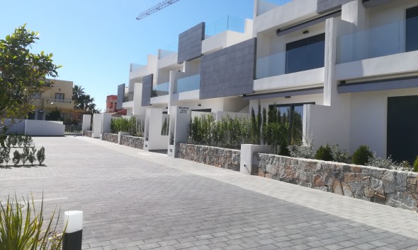 Nieuwbouw Woningen - Laaggelegen bungalow - Torrevieja