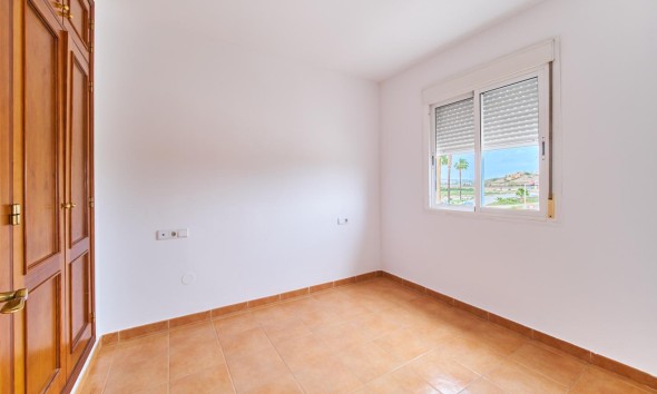 Resale - Apartment / flat - Turre