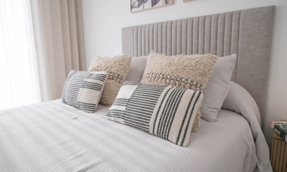 Nouvelle construction - terraced - Jerónimo y Avileses