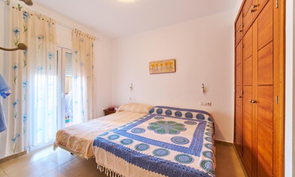 Resale - Villa - Garrucha