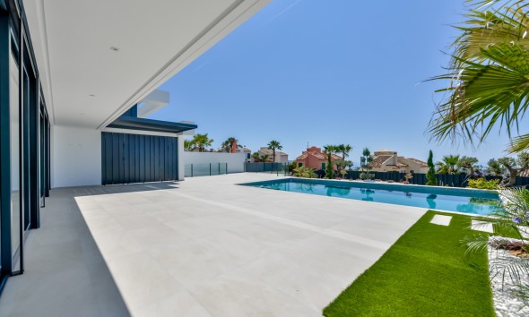 Obra nueva - Villa / Chalet - Finestrat